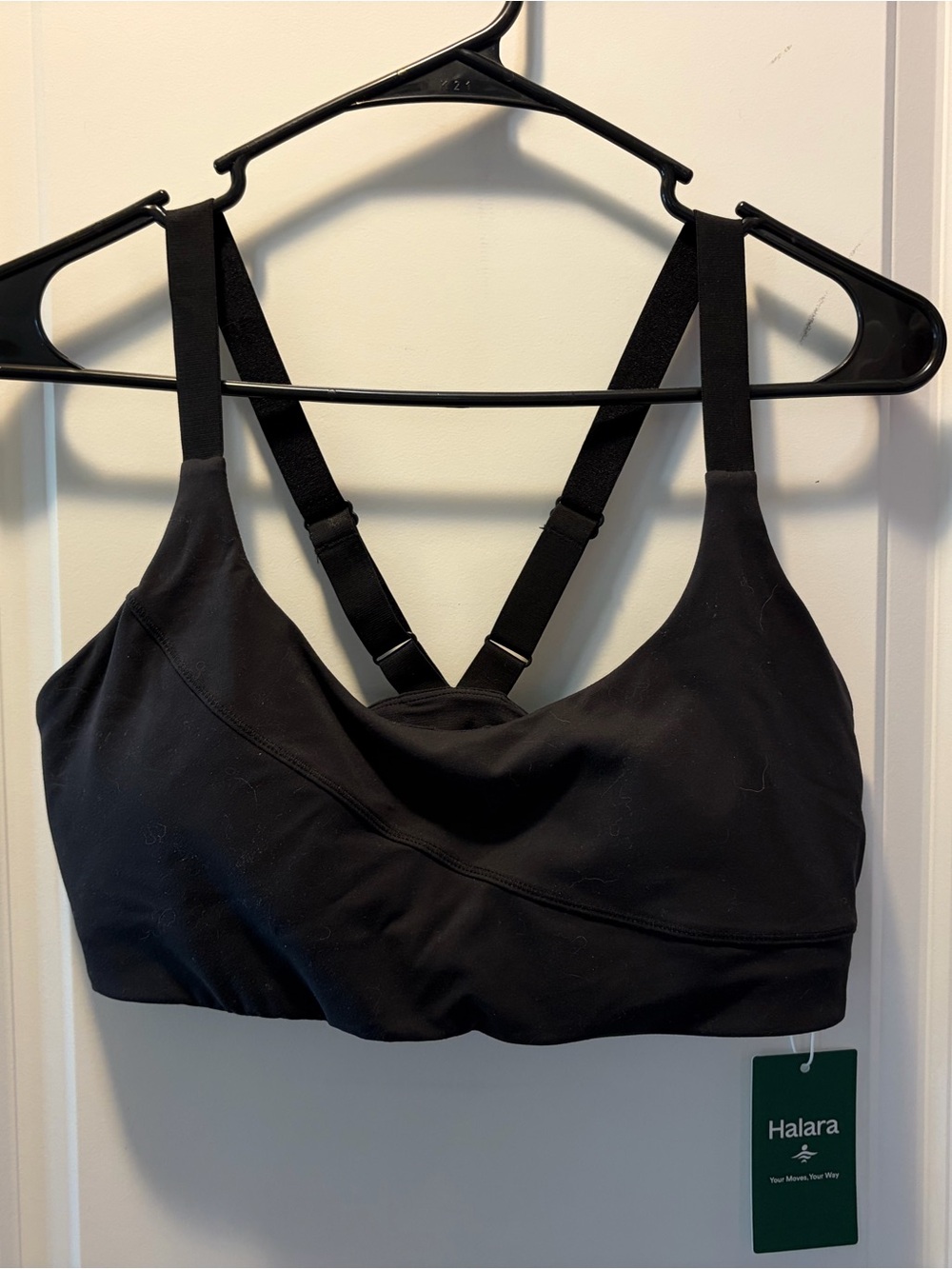 HALARA Black Adjustable Strappy Sports Bralette